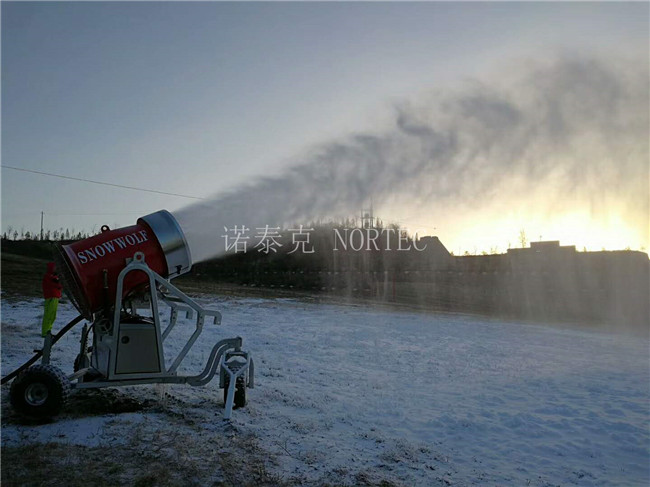 山西九龙国际滑雪场