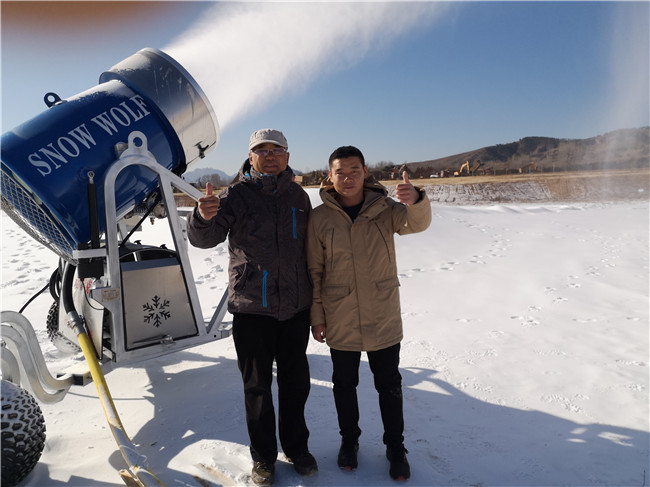 涞源七山滑雪场造雪机