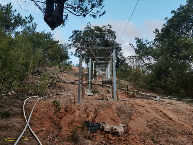 福建厦门漳州长泰县小黄山景区魔毯施工现场
