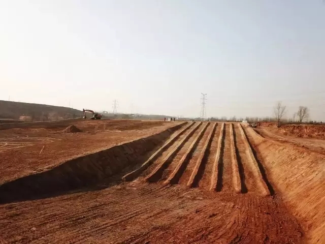 河北保定冉庄地道战大型滑雪场建设施工现场